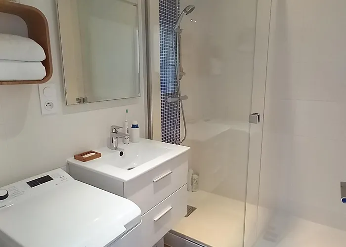 Moderne Pour 4 Pers, Proche Commerces, Vue - Fr-1-323-257 Appartamento *